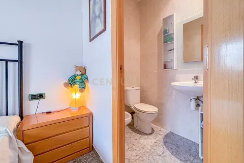 House for sale in Premia De Mar, Barcelona, Spain 5 bedrooms, 310 sq.m. No. 167077 - photo 20