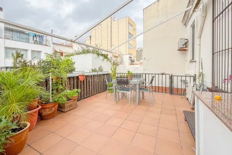 House in Premia De Mar, Barcelona, Spain 5 bedrooms, 310 sq.m. No. 167077