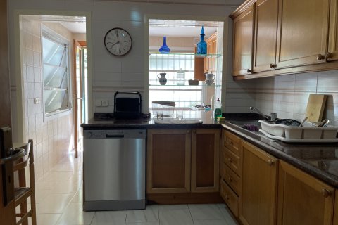 Apartment for rent in Santa Ponsa, Mallorca, Spain 4 bedrooms, 219 sq.m. No. 181958 - photo 7