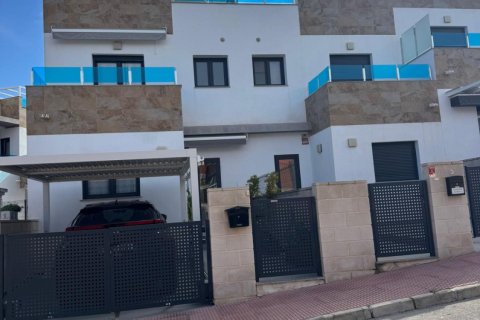 Kamienica w Bigastro, Alicante, Hiszpania 3 sypialnie, 145 mkw. nr 156260 – zdjęcie 3