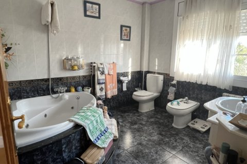 Продажа дома в Олеса-де-Бонесвальс, Барселона, Испания 3 спальни, 350м2 №195065 - фото 25