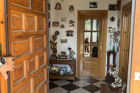 Продажа дома в Олеса-де-Бонесвальс, Барселона, Испания 3 спальни, 350м2 №195065 - фото 15