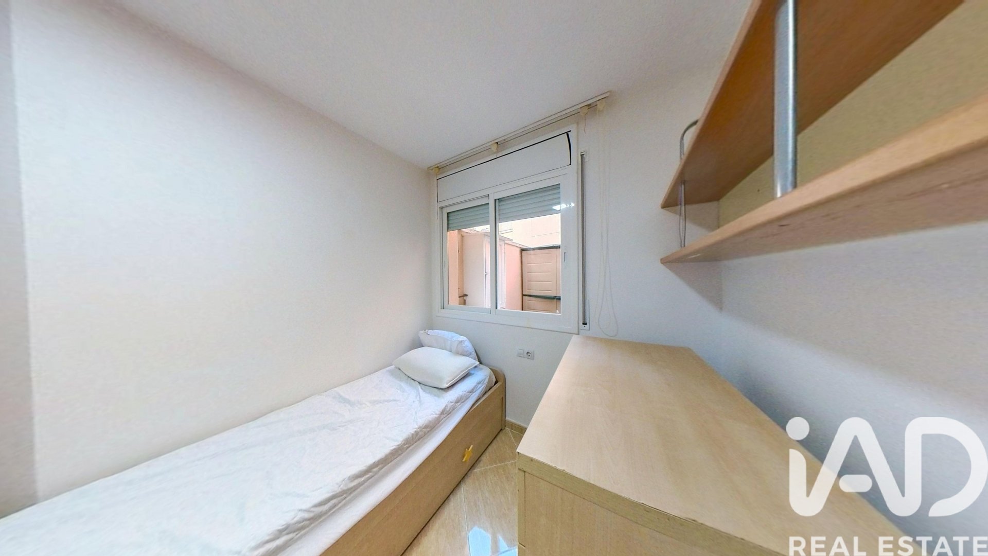 Apartment in Roda de Berà, Tarragona, Spain 2 bedrooms, 87 sq.m. No. 185561