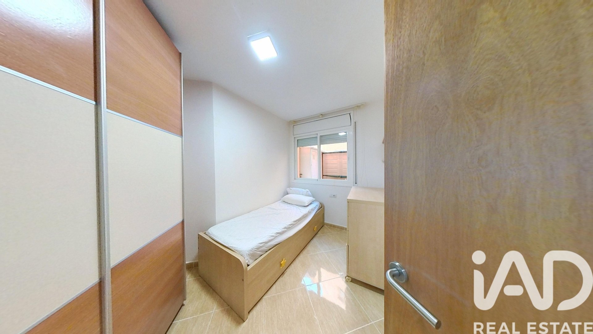 Apartment in Roda de Berà, Tarragona, Spain 2 bedrooms, 87 sq.m. No. 185561