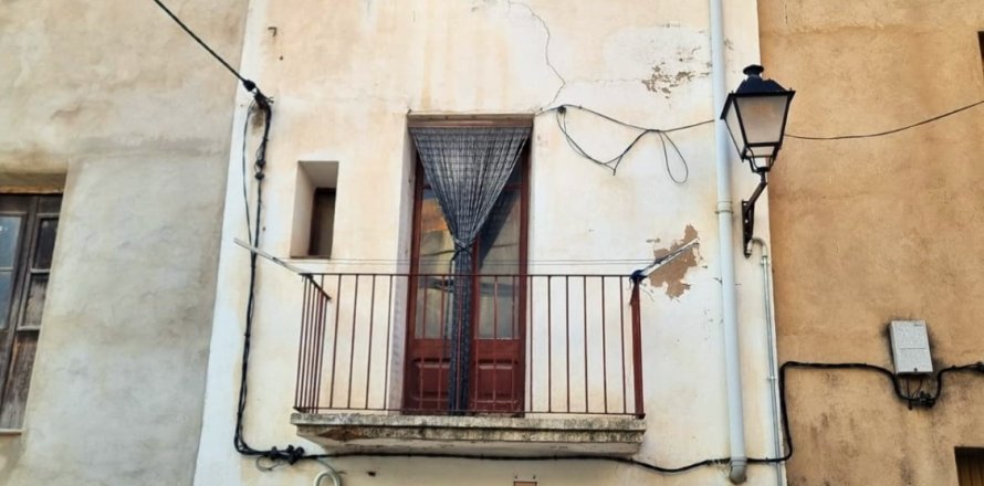 House in El Pinell de Brai, Tarragona, Spanien 2 Schlafzimmer, 156 m2 Nr. 185560