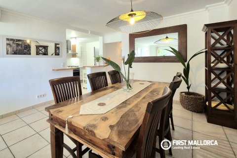 Huoneisto vuokrattavana Cala Vinyes, Mallorca, Espanja, 3 makuuhuonetta, 159 m2 No. 167795 - kuva 9