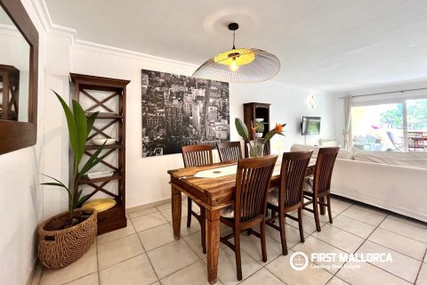 Huoneisto vuokrattavana Cala Vinyes, Mallorca, Espanja, 3 makuuhuonetta, 159 m2 No. 167795 - kuva 8