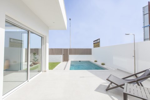 Villa for sale in San Javier, Murcia, Spain 3 bedrooms, 127 sq.m. No. 167803 - photo 5