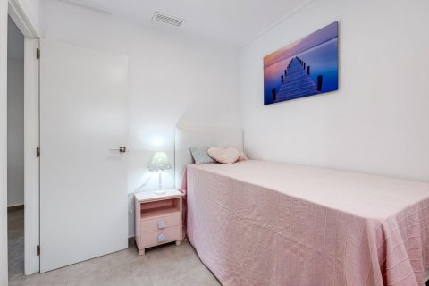 Apartment for sale Torrevieja, Alicante, Spain 2 bedrooms, 59 sq.m. No. 113169 - photo 11