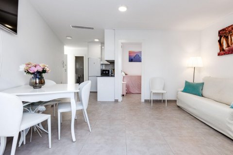 Apartment for sale Torrevieja, Alicante, Spain 2 bedrooms, 59 sq.m. No. 113169 - photo 3
