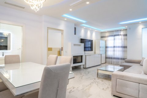 Townhouse zum Verkauf Estepona, Malaga, Spanien 3 Schlafzimmer, 180 m2 Nr. 113427 - Foto 3