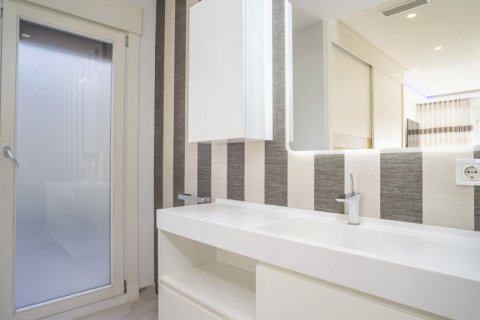 Townhouse zum Verkauf Estepona, Malaga, Spanien 3 Schlafzimmer, 180 m2 Nr. 113427 - Foto 7