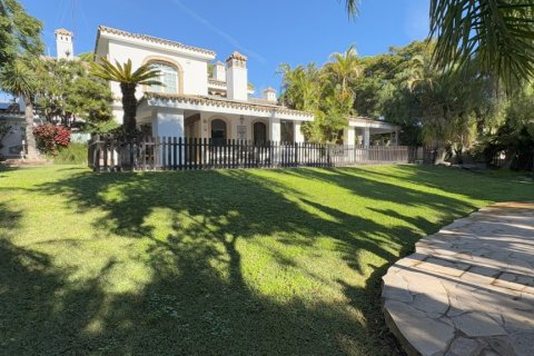 Villa till salu El Puerto de Santa Maria, Cadiz, Spanien 6 sovrum, 700 kvm. Nr. 113424 - foto 2