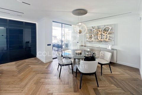 Apartamento en venta en Barcelona, España 4 dormitorios, 350 m2 No. 160225 - foto 11