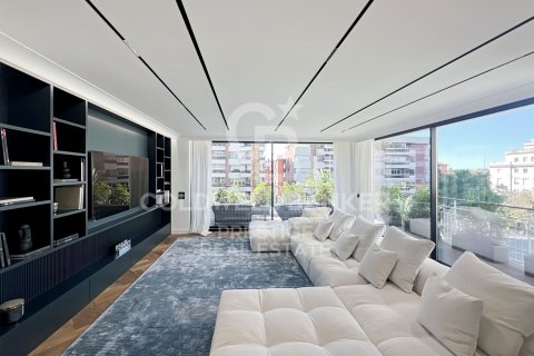 Apartamento en Barcelona, España 4 dormitorios, 350 m2 No. 160225