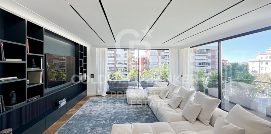 Apartamento en Barcelona, España 4 dormitorios, 350 m2 No. 160225