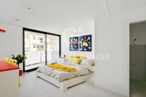 Продажа дома в Эмпуриабрава, Герона, Испания 3 спальни, 172м2 №160227 - фото 10