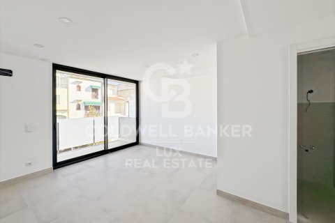 Продажа дома в Эмпуриабрава, Герона, Испания 3 спальни, 172м2 №160227 - фото 9