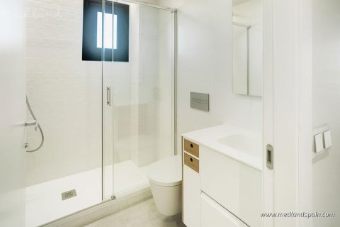 Huoneisto myytävänä Mil Palmeras, Alicante, Espanja, 2 makuuhuonetta, 71 m2 No. 149337 - kuva 12