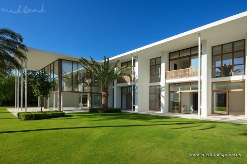 Villa zum Verkauf in Casares, Malaga, Spanien 6 Schlafzimmer, 795 m2 Nr. 149342 - Foto 4