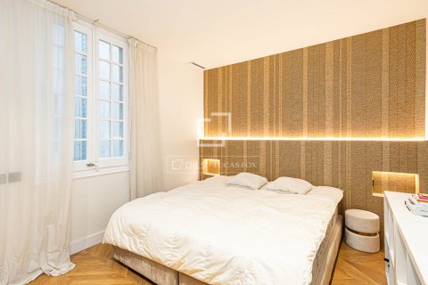 Apartament w Barcelona, Hiszpania 3 sypialnie, 117 mkw. nr 150857 – zdjęcie 22