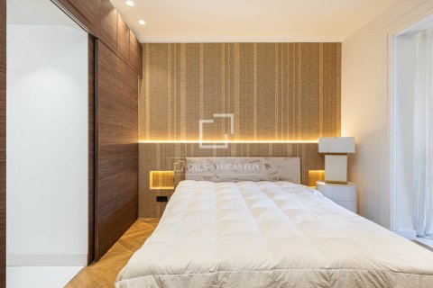 Apartament w Barcelona, Hiszpania 3 sypialnie, 117 mkw. nr 150857 – zdjęcie 14