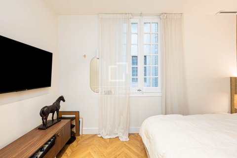 Apartament w Barcelona, Hiszpania 3 sypialnie, 117 mkw. nr 150857 – zdjęcie 23