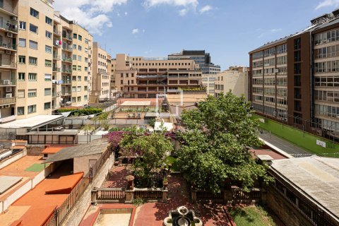 Apartament w Barcelona, Hiszpania 3 sypialnie, 117 mkw. nr 150857 – zdjęcie 6