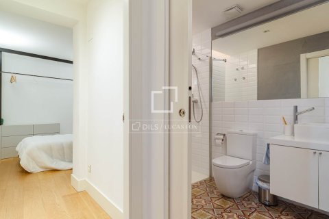 Apartment for sale in Barcelona, Spain 2 bedrooms, 84 sq.m. No. 150855 - photo 21