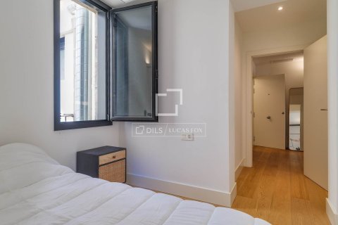 Apartment for sale in Barcelona, Spain 2 bedrooms, 84 sq.m. No. 150855 - photo 20