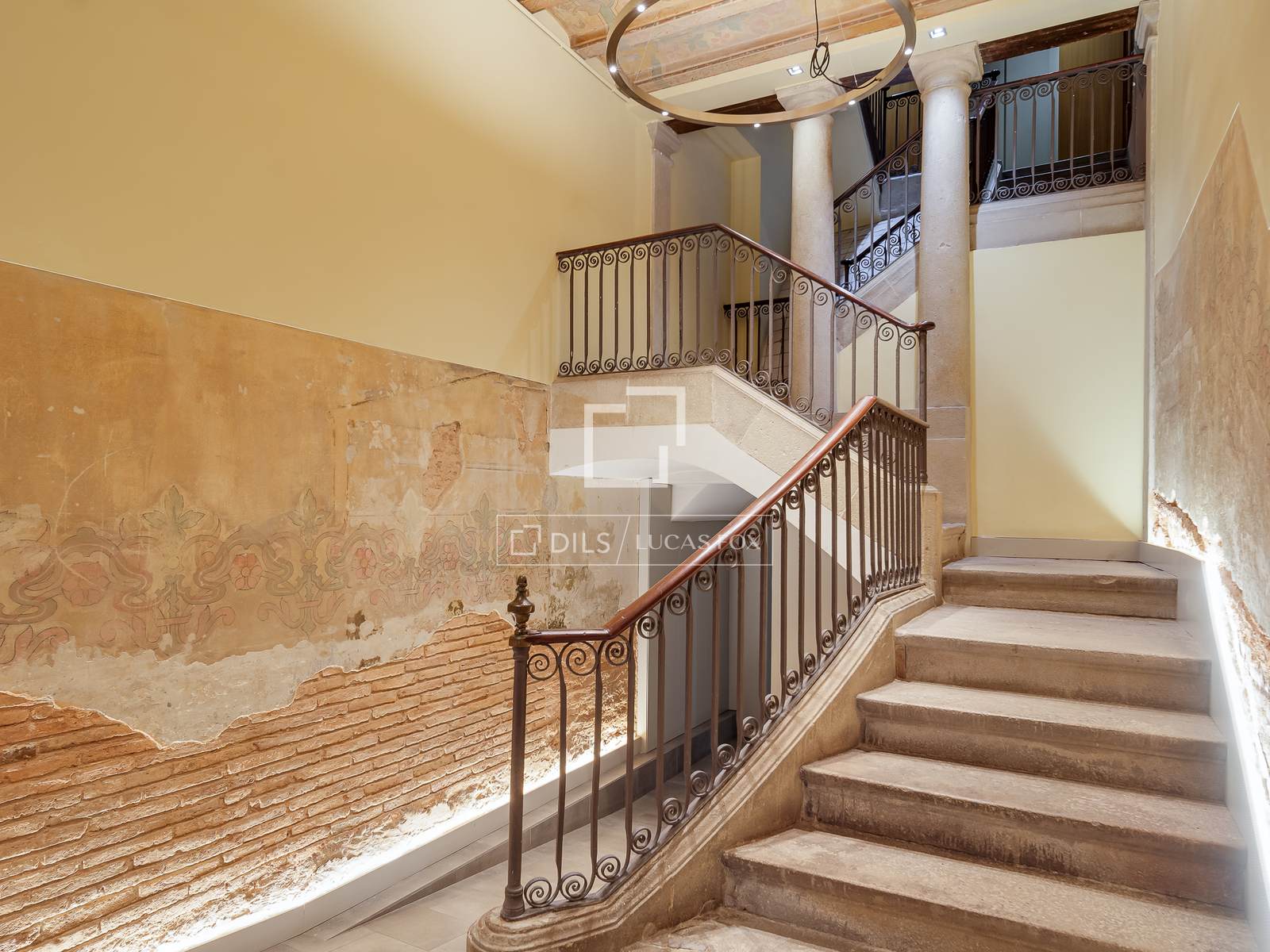Квартира в Барселона, Испания 2 спальни, 84м2 №150855