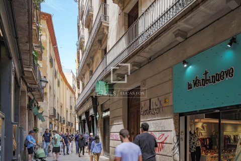 Apartment for sale in Barcelona, Spain 2 bedrooms, 84 sq.m. No. 150855 - photo 29