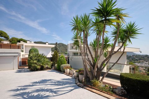 Villa till salu i Premia De Dalt, Barcelona, Spanien 4 sovrum, 460 kvm. Nr. 150854 - foto 6