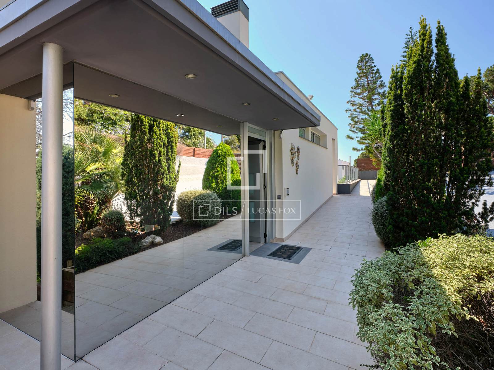 Villa Premia De Dalt, Barcelona, Spānijā 4 istabas, 460 m2 Nr. 150854