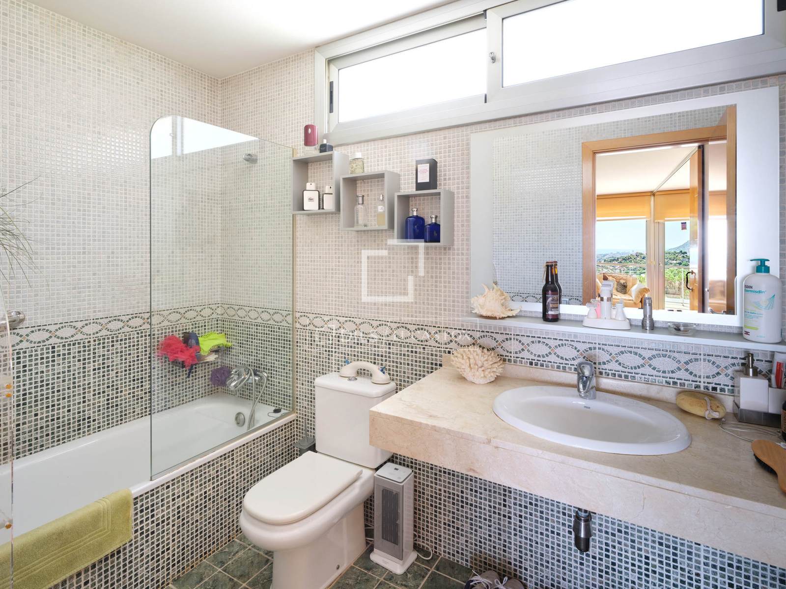 Villa Premia De Dalt, Barcelona, Spānijā 4 istabas, 460 m2 Nr. 150854