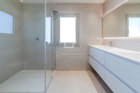 Villa till salu i Sitges, Barcelona, Spanien 4 sovrum, 561 kvm. Nr. 150859 - foto 23