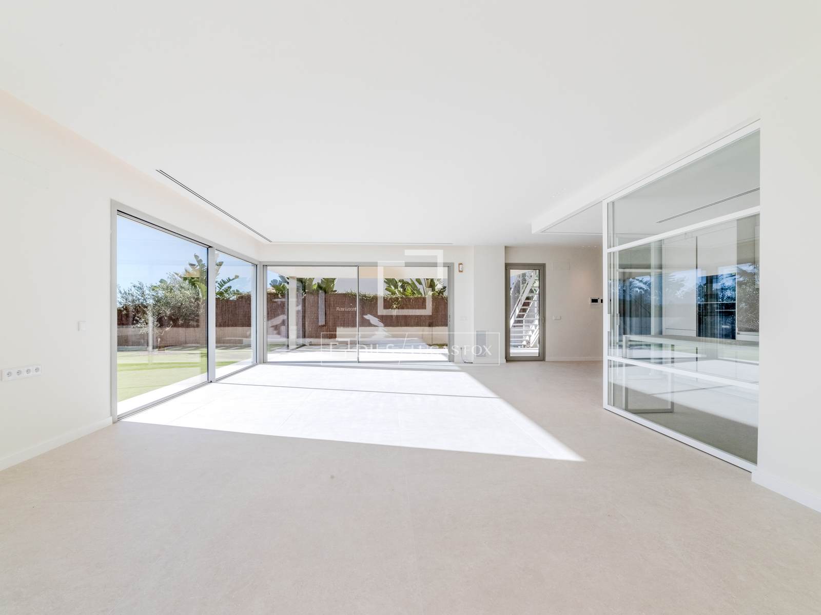Villa i Sitges, Barcelona, Spanien 4 sovrum, 561 kvm. Nr. 150859