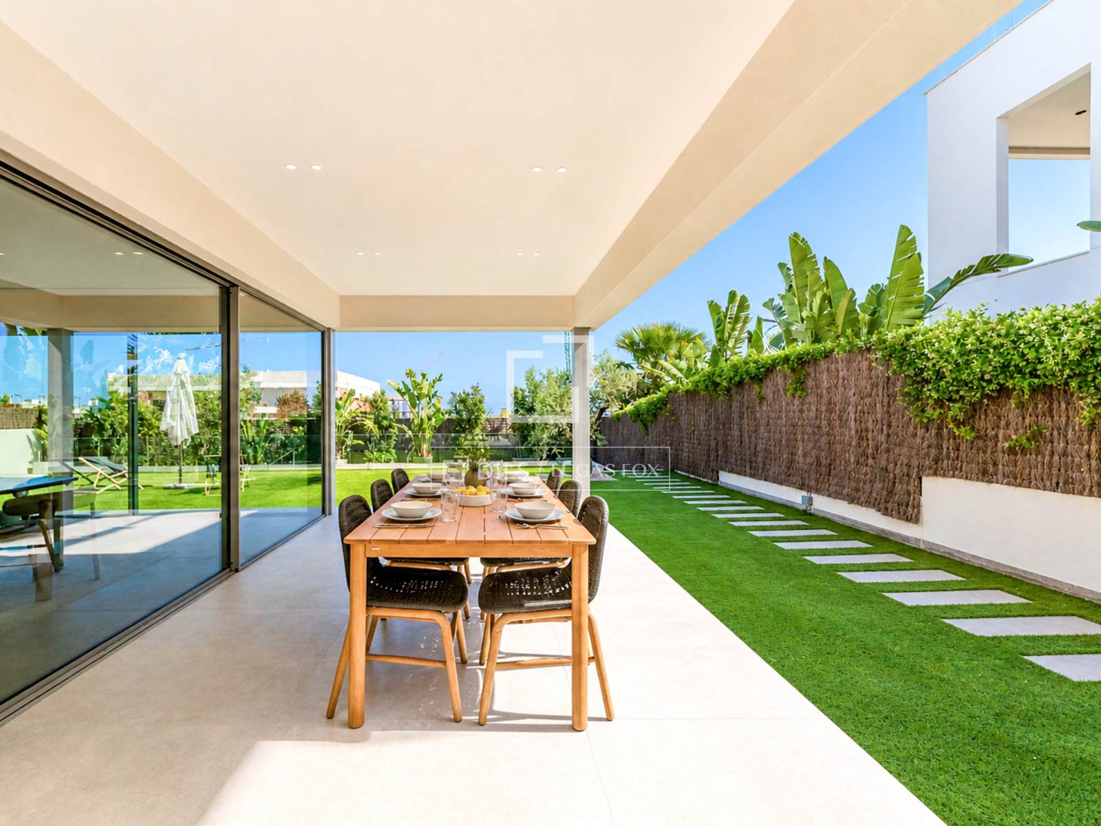 Villa i Sitges, Barcelona, Spanien 4 sovrum, 561 kvm. Nr. 150859