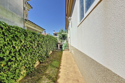 Villa in vendita a Cubelles, Barcelona, Spagna 4 camere da letto, 165 mq. N° 150853 - foto 11