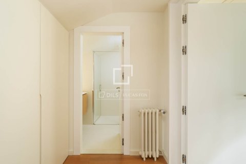 Penthouse w Barcelona, Hiszpania 2 sypialnie, 221 mkw. nr 150858 – zdjęcie 25