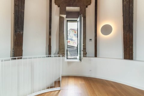 Penthouse w Barcelona, Hiszpania 2 sypialnie, 221 mkw. nr 150858 – zdjęcie 22