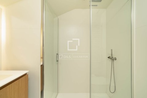 Penthouse w Barcelona, Hiszpania 2 sypialnie, 221 mkw. nr 150858 – zdjęcie 26