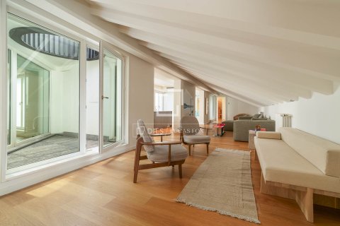 Penthouse w Barcelona, Hiszpania 2 sypialnie, 221 mkw. nr 150858 – zdjęcie 20