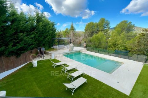 Villa in vendita a Matadepera, Barcelona, Spagna 7 camere da letto, 512 mq. N° 179114 - foto 5