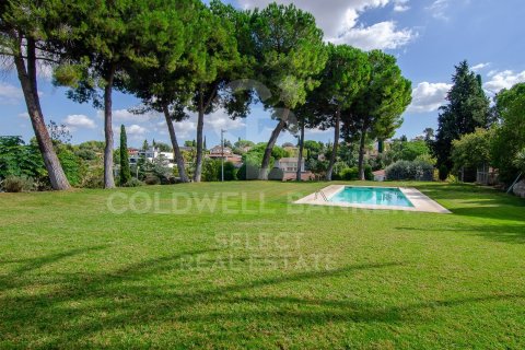 Talo myytävänä Cerdanyola Del Valles, Barcelona, Espanja, 6 makuuhuonetta, 1003 m2 No. 179116 - kuva 6