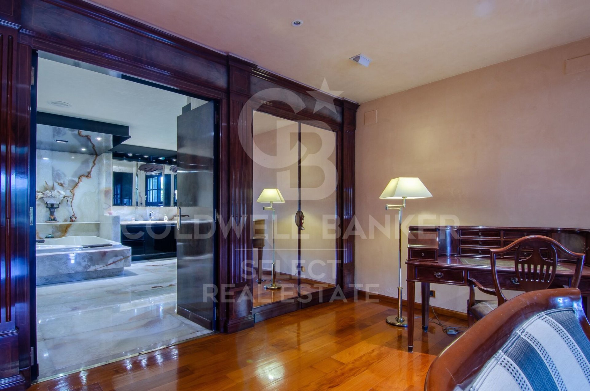 Casa a Cerdanyola Del Valles, Barcelona, Spagna 6 camere da letto, 1003 mq. N° 179116