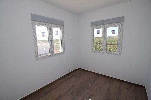 Villa for sale Pinoso, Alicante, Spain 4 bedrooms, 150 sq.m. No. 114026 - photo 9