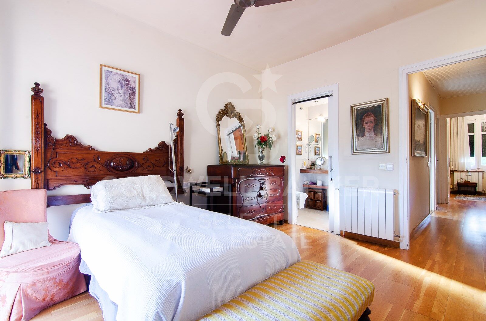 House à Cerdanyola Del Valles, Barcelona, Espagne 6 chambres, 355 m2 No. 179108