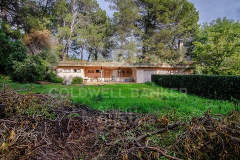 Tontti myytävänä Cerdanyola Del Valles, Barcelona, Espanja , 2000 m2 No. 179109 - kuva 12