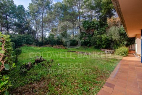 Tontti myytävänä Cerdanyola Del Valles, Barcelona, Espanja , 2000 m2 No. 179109 - kuva 4